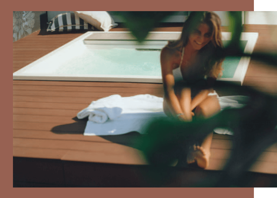 outdoor swimming pool